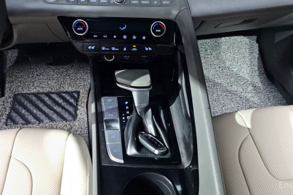 2022 Hyundai Avante с пробегом 73 147 км