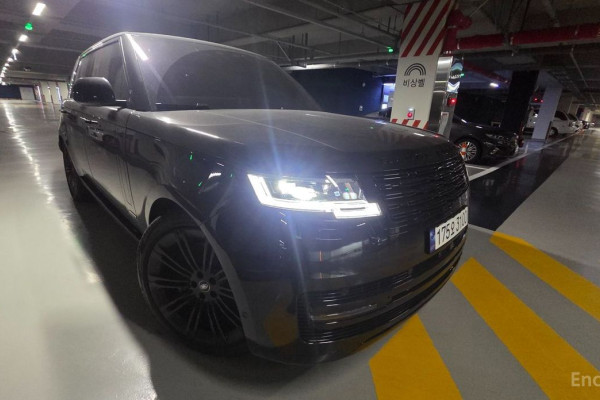 2023 Land Rover Range Rover с пробегом 15 000 км