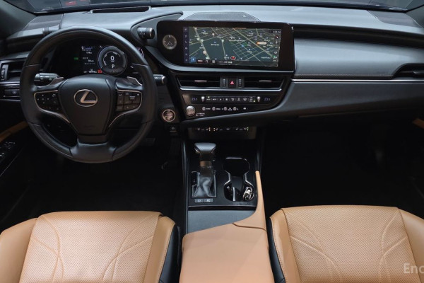 2023 Lexus ES с пробегом 44 994 км