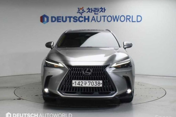 2023 Lexus NX с пробегом 99 004 км