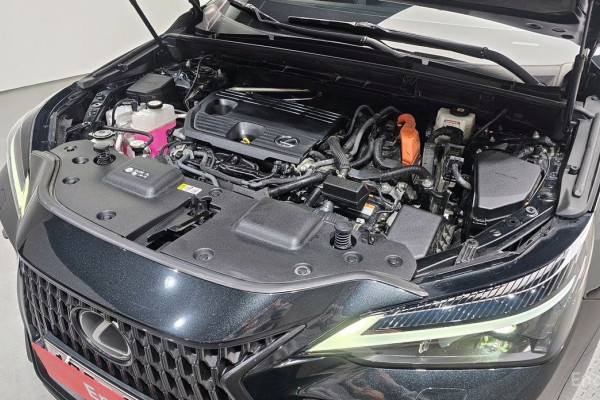 2022 Lexus NX с пробегом 71 337 км