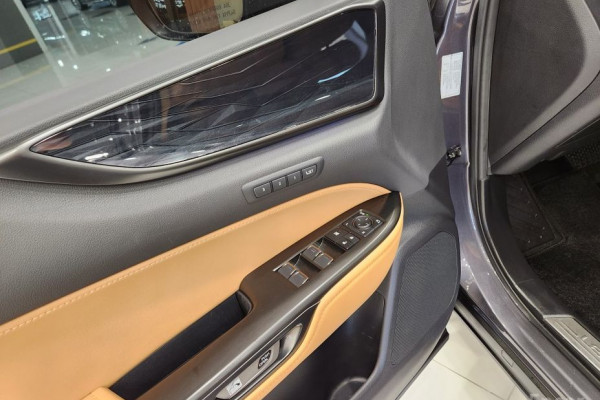 2022 Lexus NX с пробегом 82 256 км