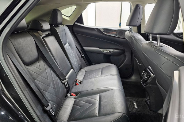 2022 Lexus NX с пробегом 71 337 км