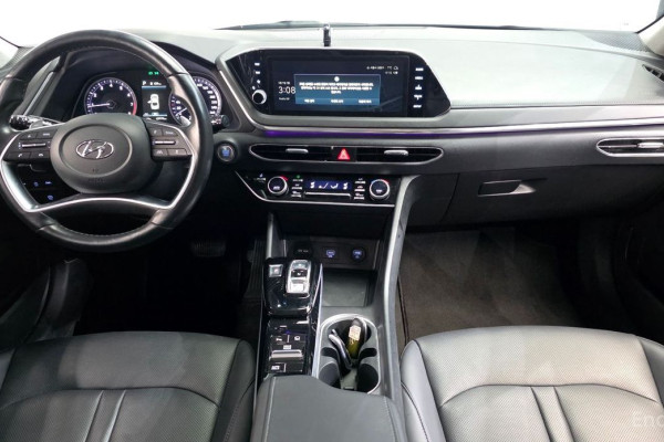 2022 Hyundai Sonata с пробегом 67 779 км