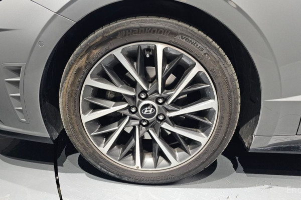 2022 Hyundai Sonata с пробегом 65 784 км