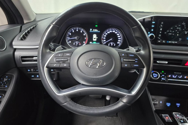 2022 Hyundai Sonata с пробегом 56 704 км