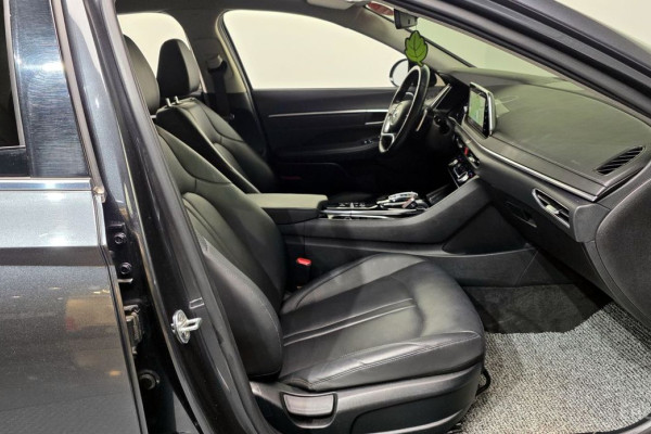 2021 Hyundai Sonata с пробегом 63 024 км