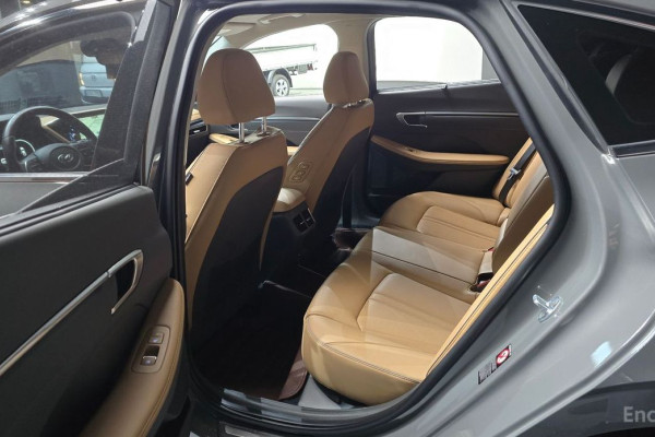 2022 Hyundai Sonata с пробегом 57 776 км