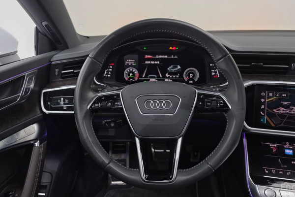 2020 Audi A7 с пробегом 24 089 км
