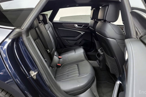 2023 Audi A7 с пробегом 38 283 км