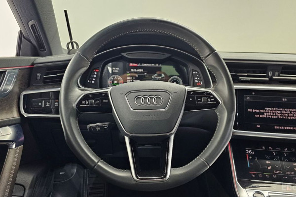 2021 Audi A7 с пробегом 90 623 км