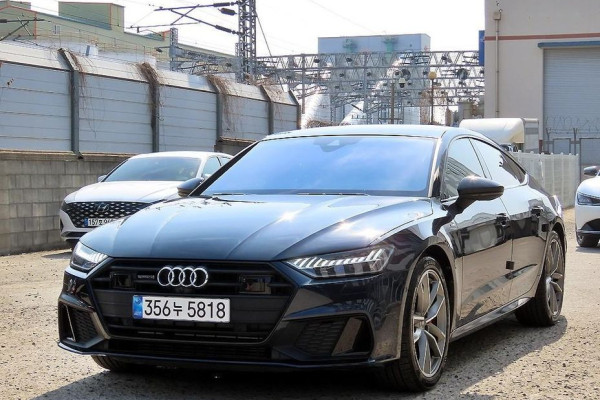 2022 Audi A7 с пробегом 41 000 км