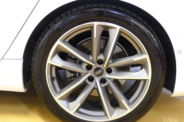 2022 Audi A7 с пробегом 76 531 км