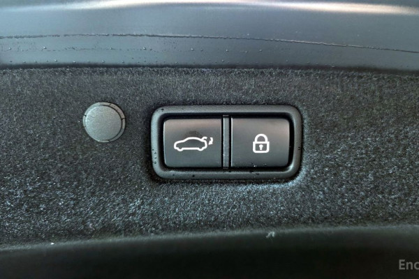 2022 Hyundai Grandeur с пробегом 54 241 км