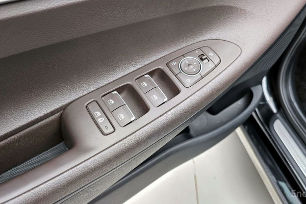 2022 Hyundai Grandeur с пробегом 117 104 км