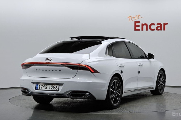 2022 Hyundai Grandeur с пробегом 102 760 км