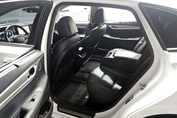 2022 Hyundai Grandeur с пробегом 89 710 км