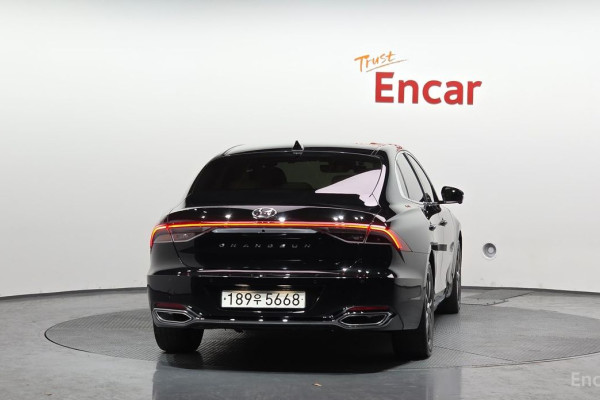 2022 Hyundai Grandeur с пробегом 69 486 км