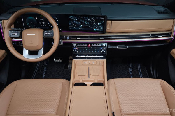 2025 Hyundai Santa Fe с пробегом 7 501 км