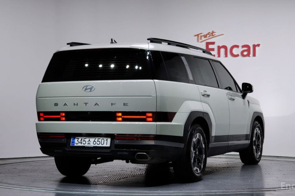 2024 Hyundai Santa Fe с пробегом 22 989 км