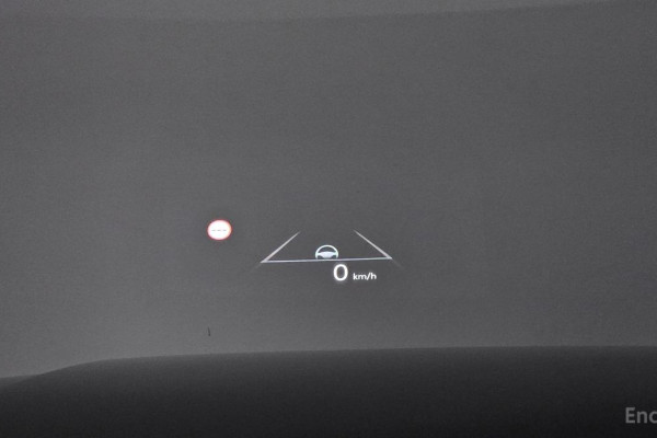 2025 Hyundai Santa Fe с пробегом 10 236 км