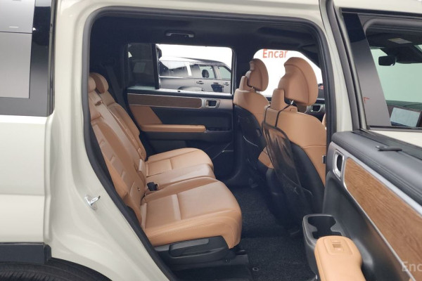 2024 Hyundai Santa Fe с пробегом 24 680 км