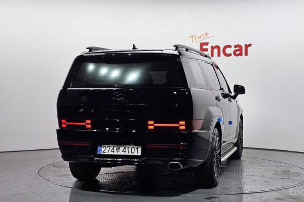 2023 Hyundai Santa Fe с пробегом 15 925 км