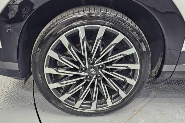 2023 Hyundai Santa Fe с пробегом 29 869 км