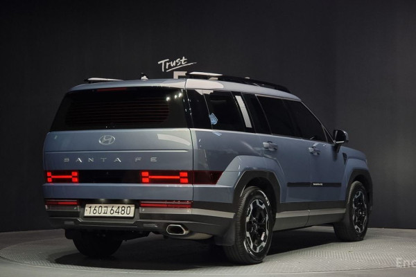 2024 Hyundai Santa Fe с пробегом 23 073 км