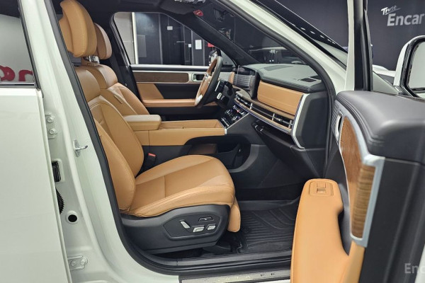 2023 Hyundai Santa Fe с пробегом 29 869 км