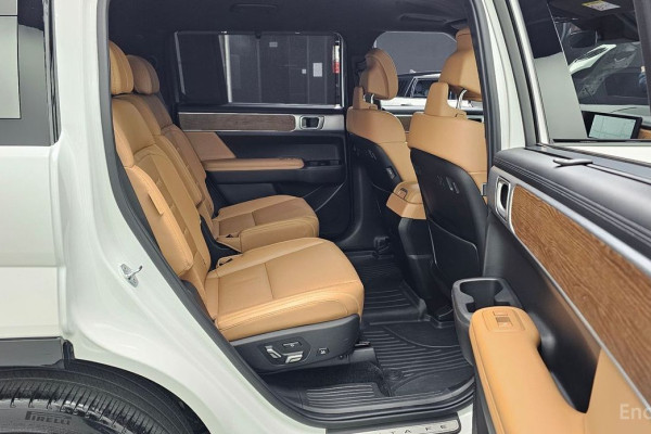 2023 Hyundai Santa Fe с пробегом 29 869 км