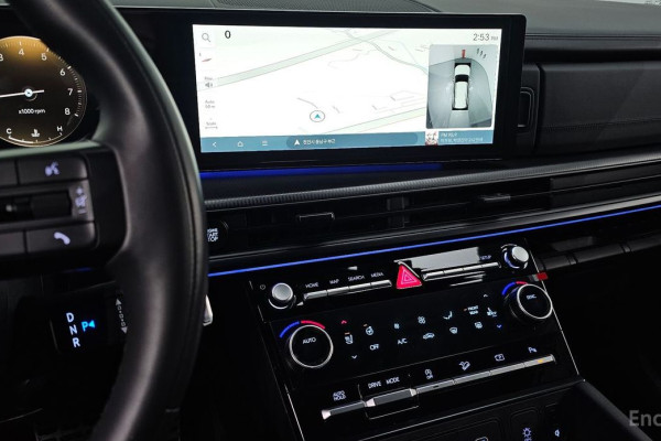 2023 Hyundai Santa Fe с пробегом 15 925 км