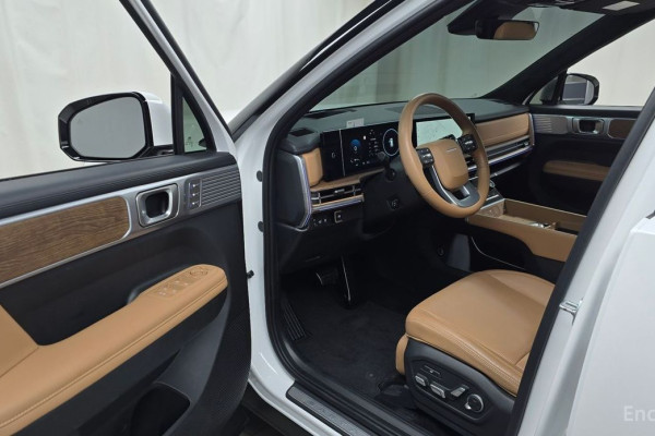 2023 Hyundai Santa Fe с пробегом 16 385 км