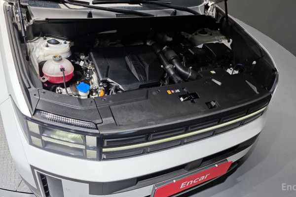 2023 Hyundai Santa Fe с пробегом 25 750 км