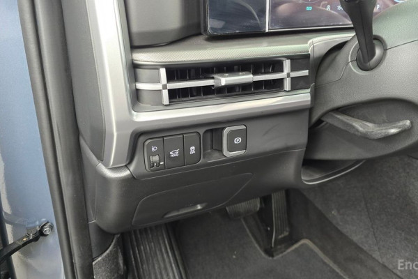 2024 Hyundai Santa Fe с пробегом 23 073 км