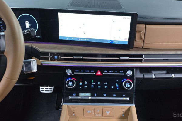 2023 Hyundai Santa Fe с пробегом 16 385 км