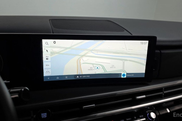 2023 Hyundai Santa Fe с пробегом 44 395 км