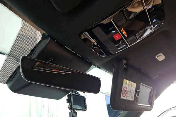 2025 Hyundai Santa Fe с пробегом 19 044 км