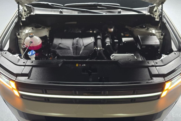 2024 Hyundai Santa Fe с пробегом 15 306 км