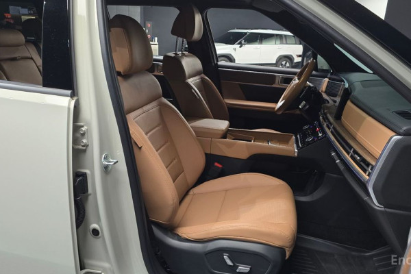 2024 Hyundai Santa Fe с пробегом 15 306 км