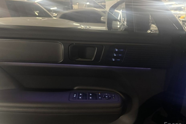 2024 Hyundai Santa Fe с пробегом 27 360 км