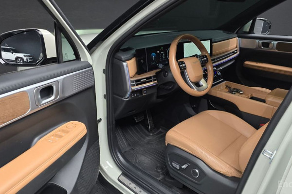 2024 Hyundai Santa Fe с пробегом 15 306 км