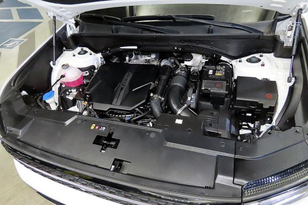 2024 Hyundai Santa Fe с пробегом 32 190 км