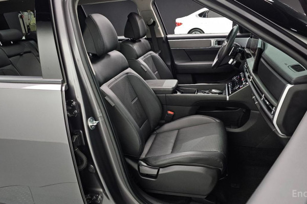 2024 Hyundai Santa Fe с пробегом 13 759 км