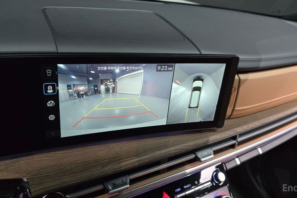 2024 Hyundai Santa Fe с пробегом 15 306 км