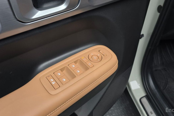 2024 Hyundai Santa Fe с пробегом 15 306 км