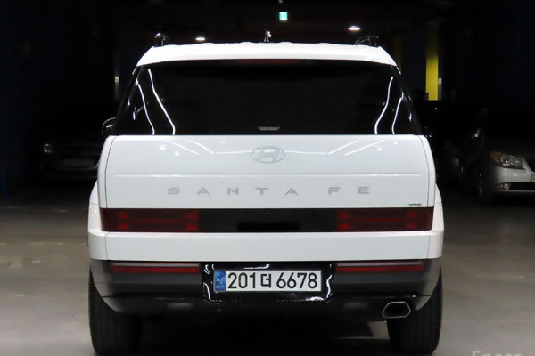 2024 Hyundai Santa Fe с пробегом 17 851 км