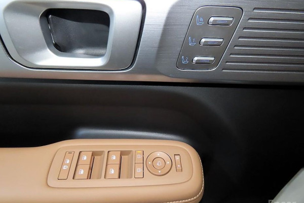 2024 Hyundai Santa Fe с пробегом 32 190 км