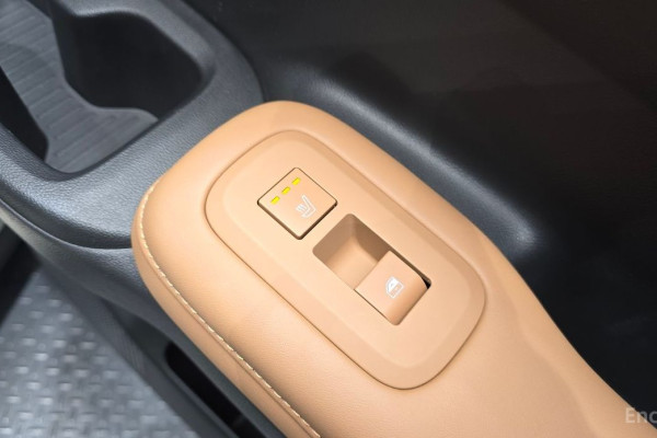 2024 Hyundai Santa Fe с пробегом 15 306 км