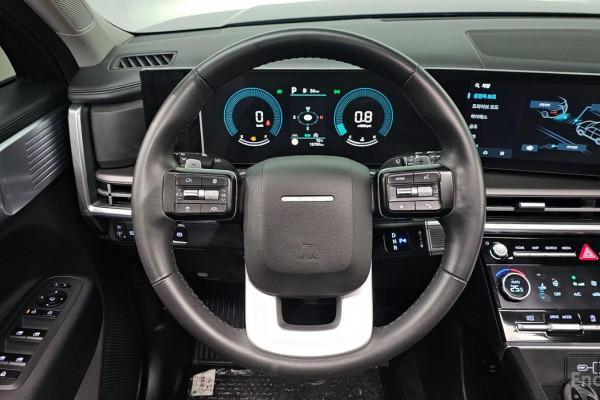 2024 Hyundai Santa Fe с пробегом 13 759 км